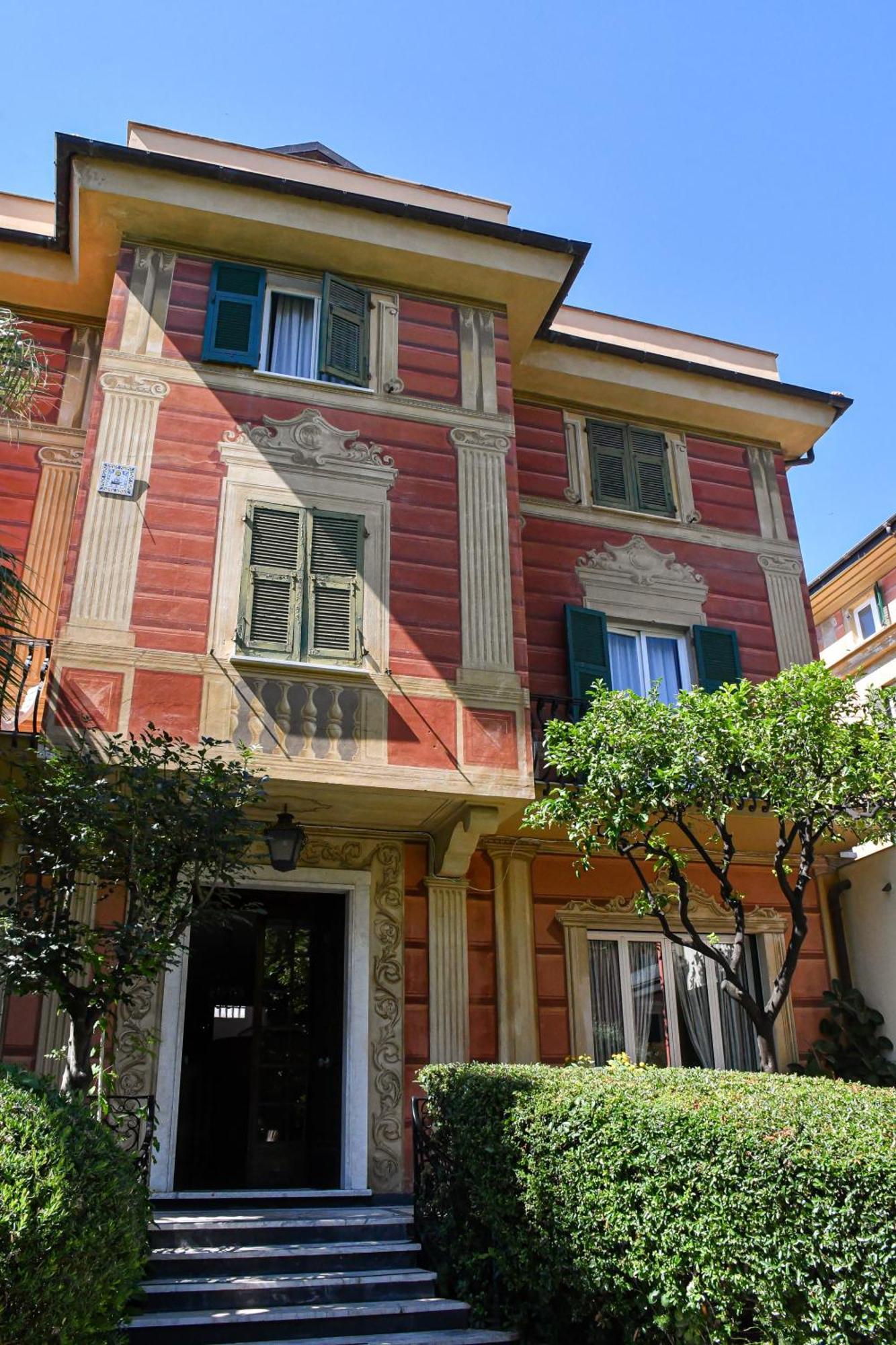 Hotel Le Palme Varazze Exterior photo